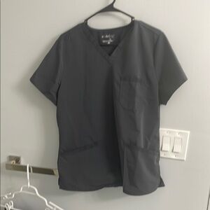Scrubology Gray Relaxed Short Sleeve scrub top